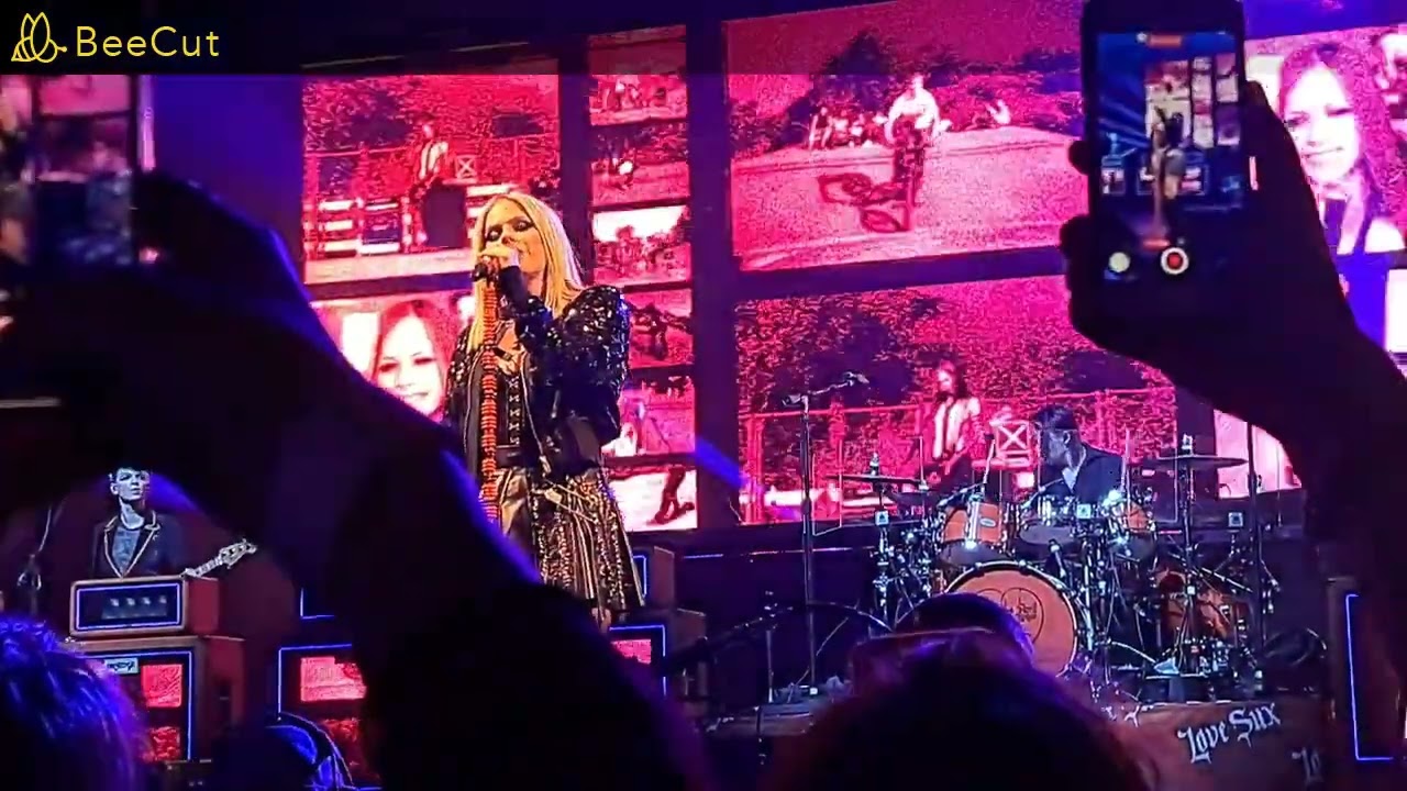 Avril Lavigne - Medley (Live from Prague 26.4.2023)