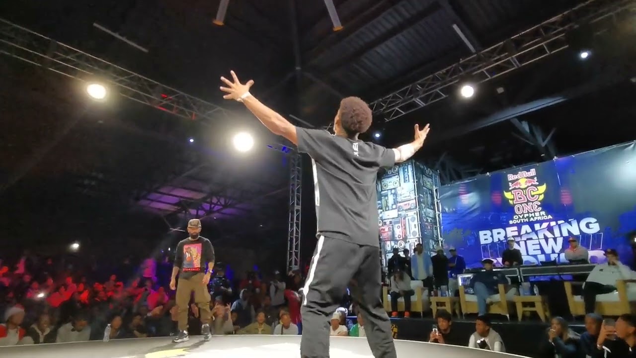 B-Boy Toufeeq vs. Da Curse Red Bull BC One Cypher South Africa 2023  |Finals|