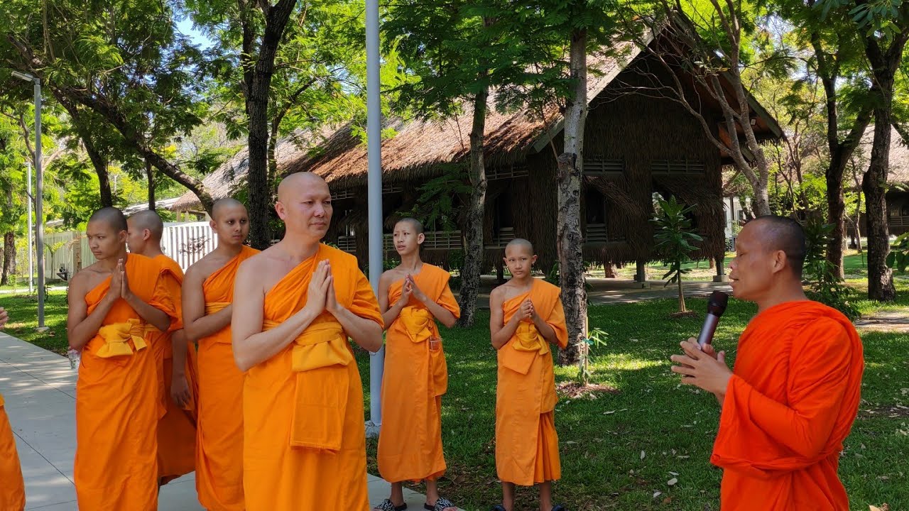 ค่ายจองแชมป์​ วัดธรรมกาย​