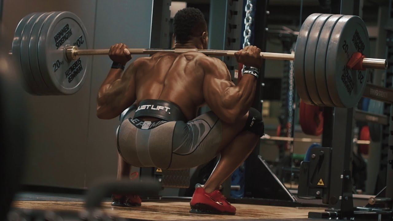 SQUATS AND DEADLIFTS - Simeon Panda & Chanel Coco Brown