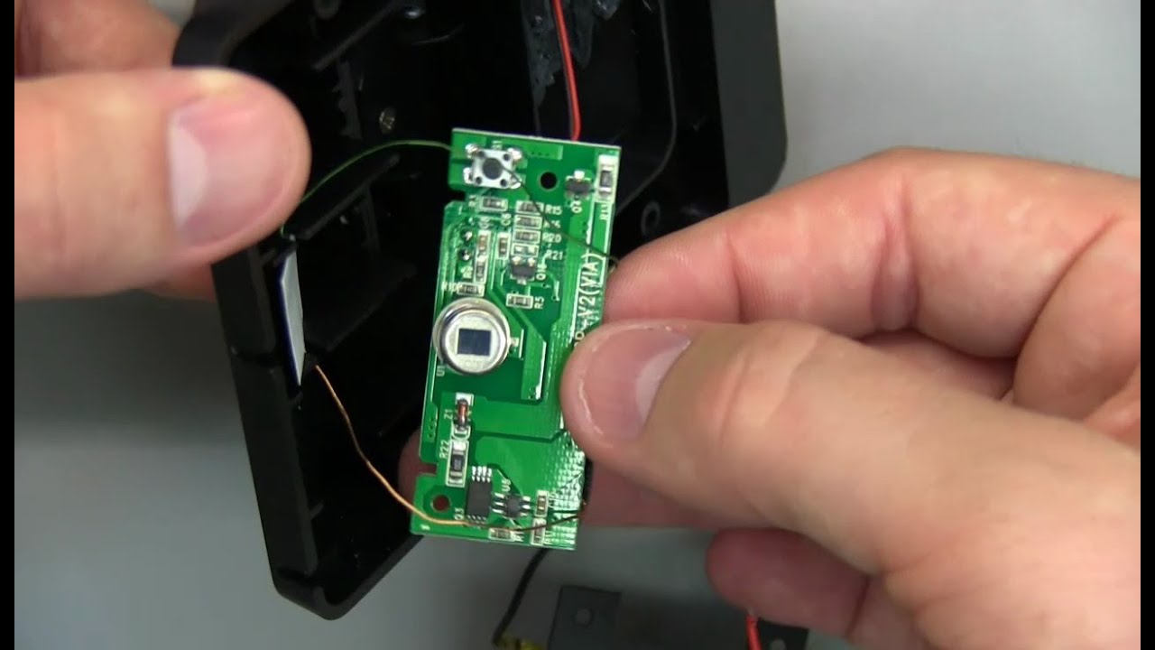 Solar PIR Light Review & Teardown