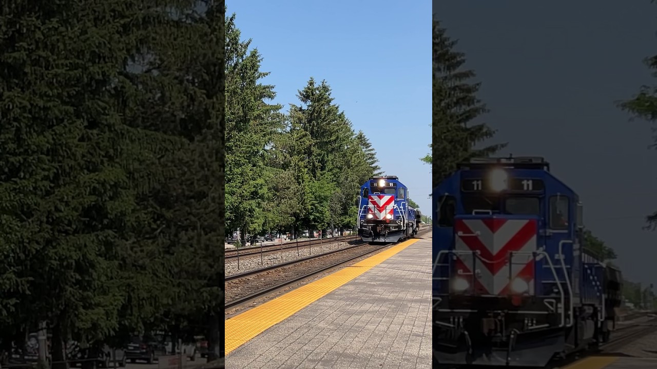 NIRC 11 leads a SB Metra Work train at Deerfield