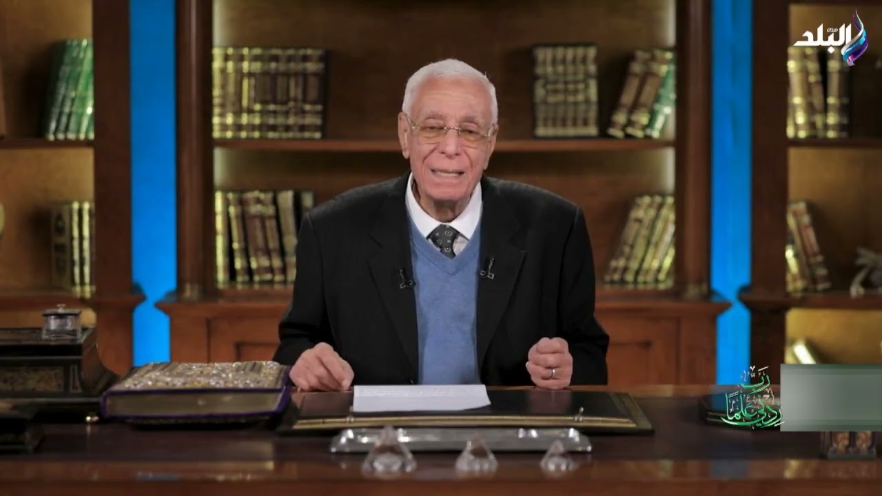 العدو الخفي للأعصاب.. أكلات شهيرة تسبب رعشة اليدين وأنت لا تدري