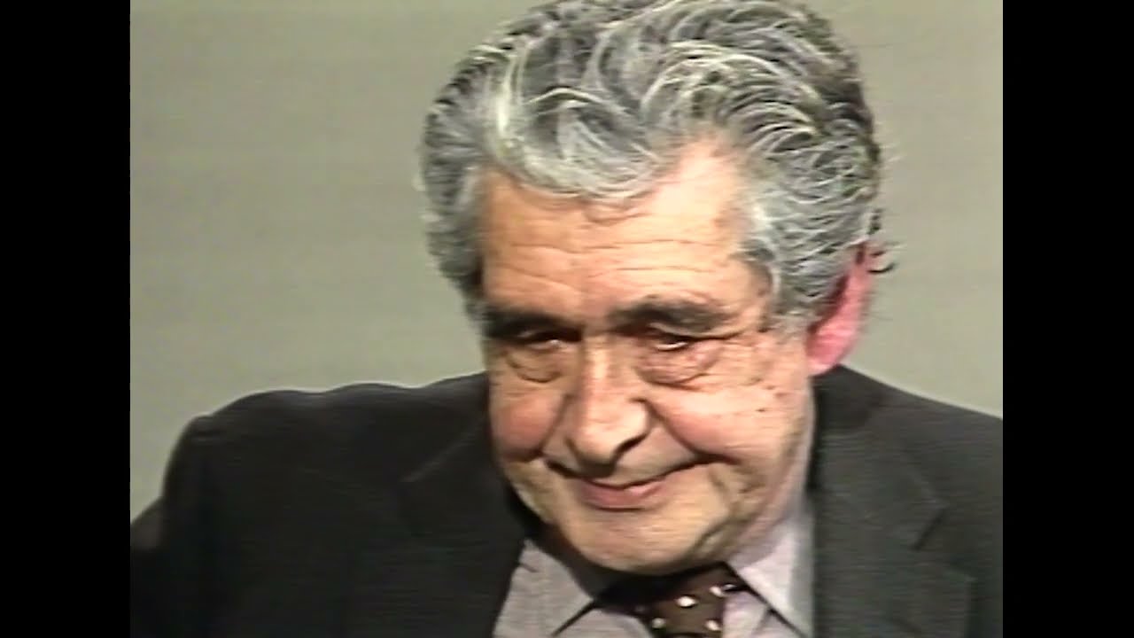 INTERVIEWS WITH HISTORIANS - MOSES FINLEY