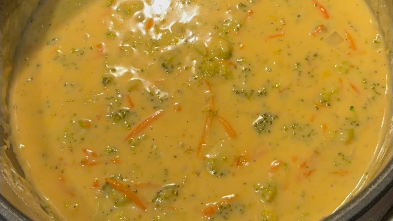 Copycat Panera Bread Broccoli Soup