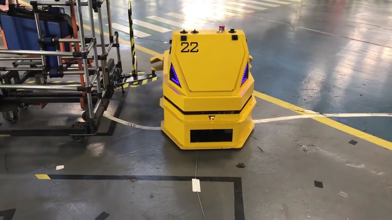 AGVS - AGV REBOCADOR COM SISTEMA AUTOM&Aacute;TICO PARA COLETA DE VAG&Atilde;O EM COMBOIO