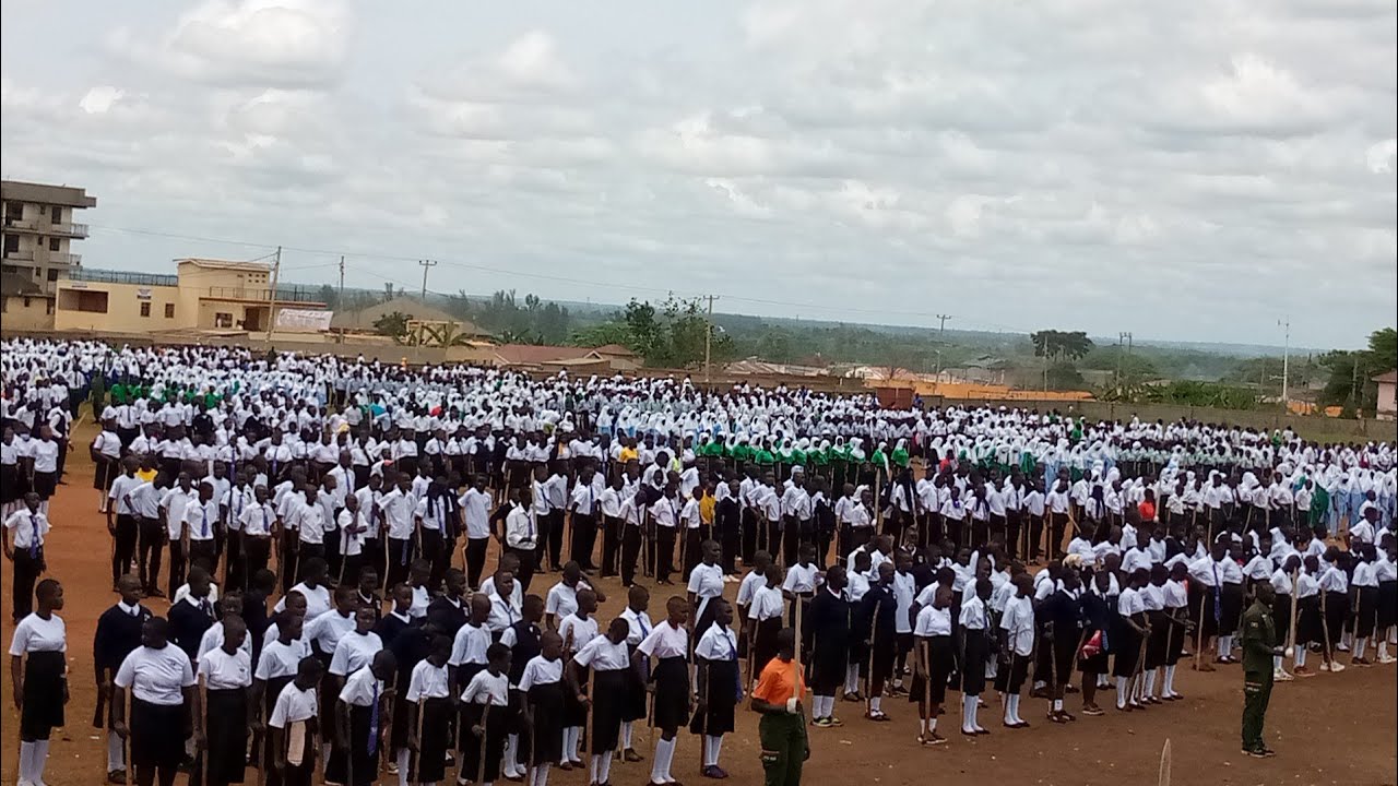 Over 1000 students successfully complete patriotism training, passed out at Mbale SS grounds