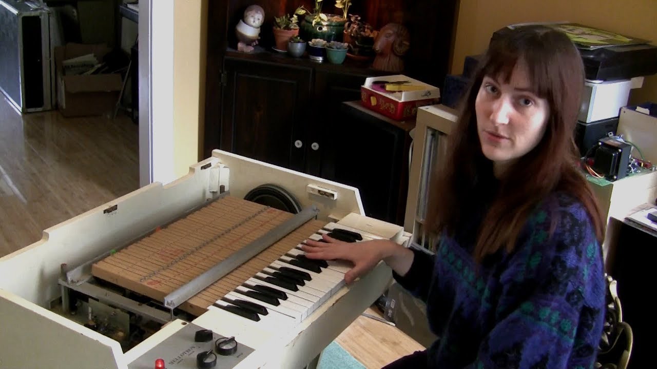 Inside a Mellotron M400: How the Mellotron Works