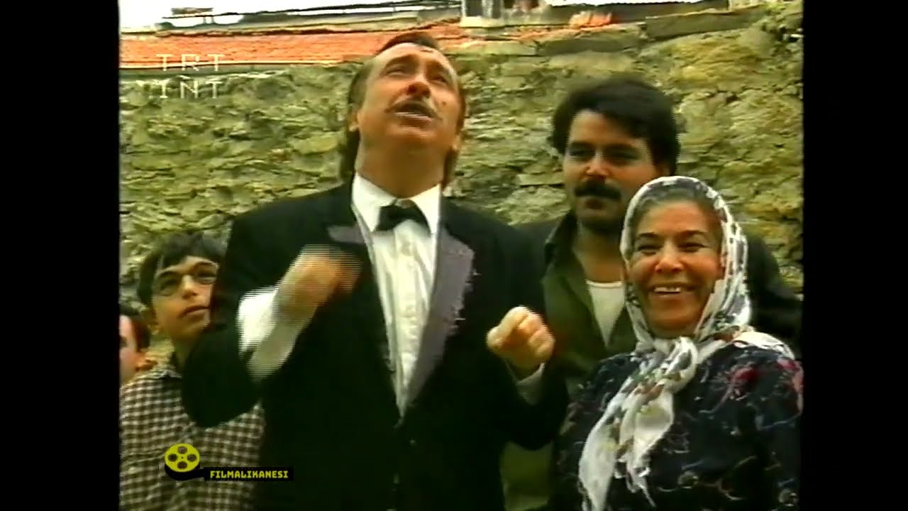 Müjdat Gezen - Anilar 1992 - TRT INT (Süper Performans)