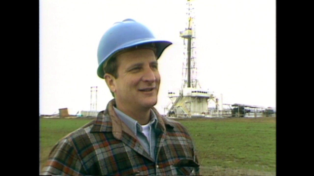 OIL & GAS EXPLORATION AND PRODUCTION DIRECTIONAL DRILLING I: "RUNNING ON TARGET"
