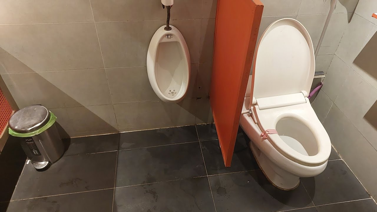 (Vietnam toilet 🇻🇳) Bold Brew cafe & workdate toilet
