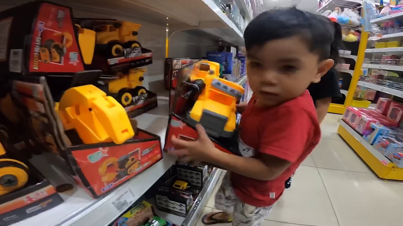 Cemboy mengamuk, nak beli benda yg sama, tgu cemboy unboxing excavator toys..#excavator