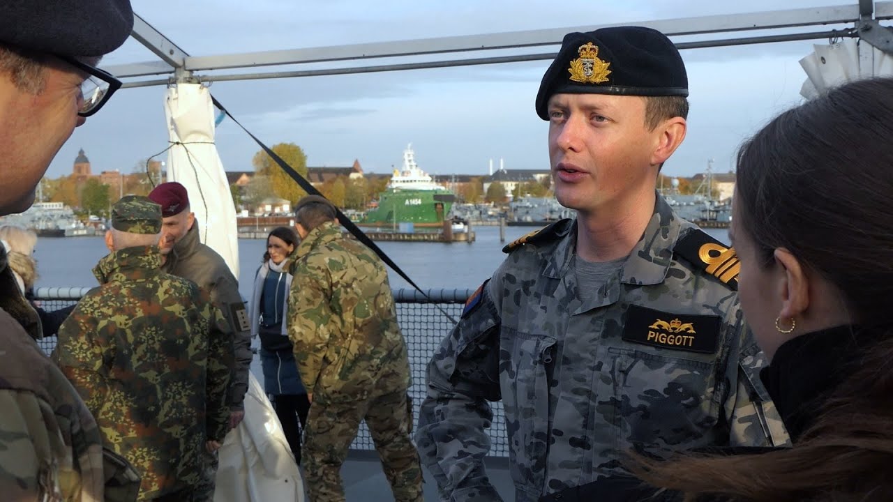 Militärattachés bei der Marine - Seebataillon, Tender Werra, 1. Ubootgeschwader