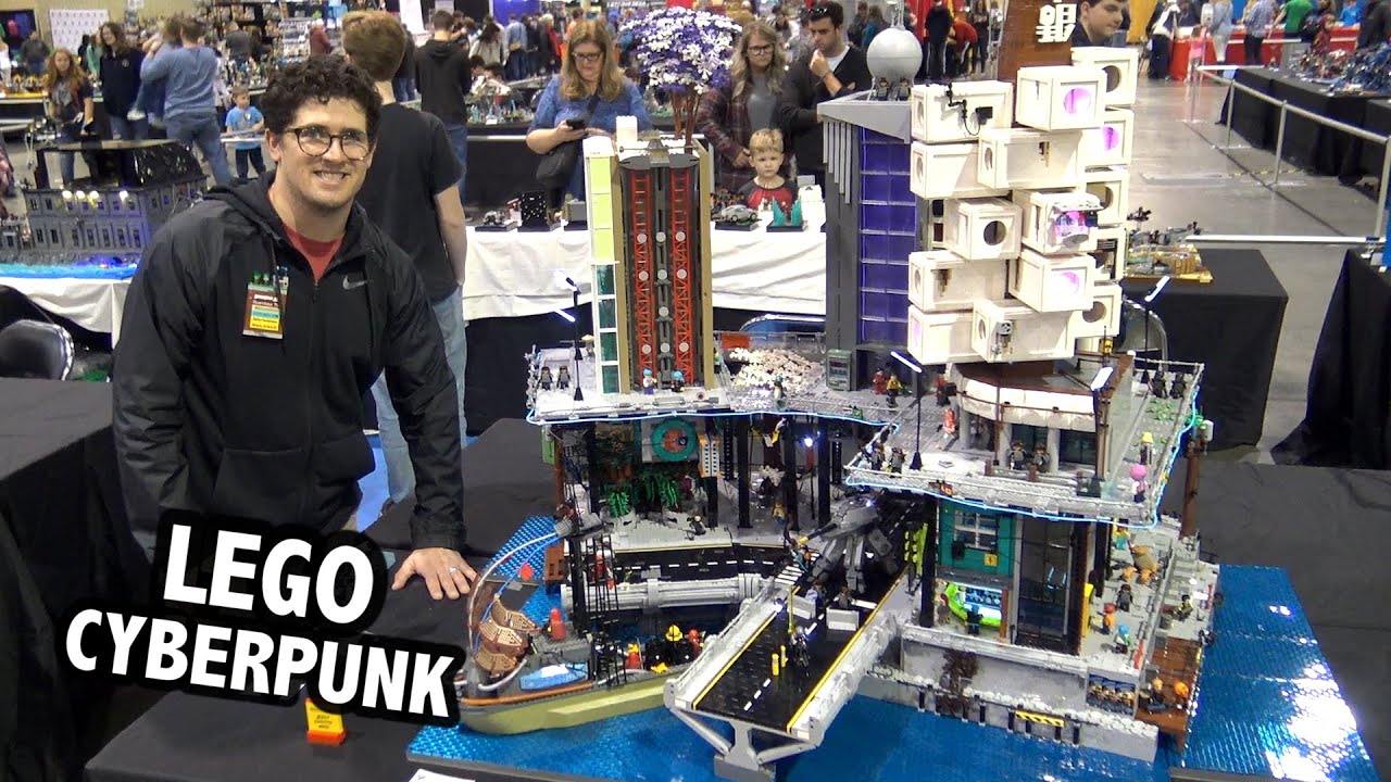 Giant LEGO Futuristic Cyberpunk City with Lights!