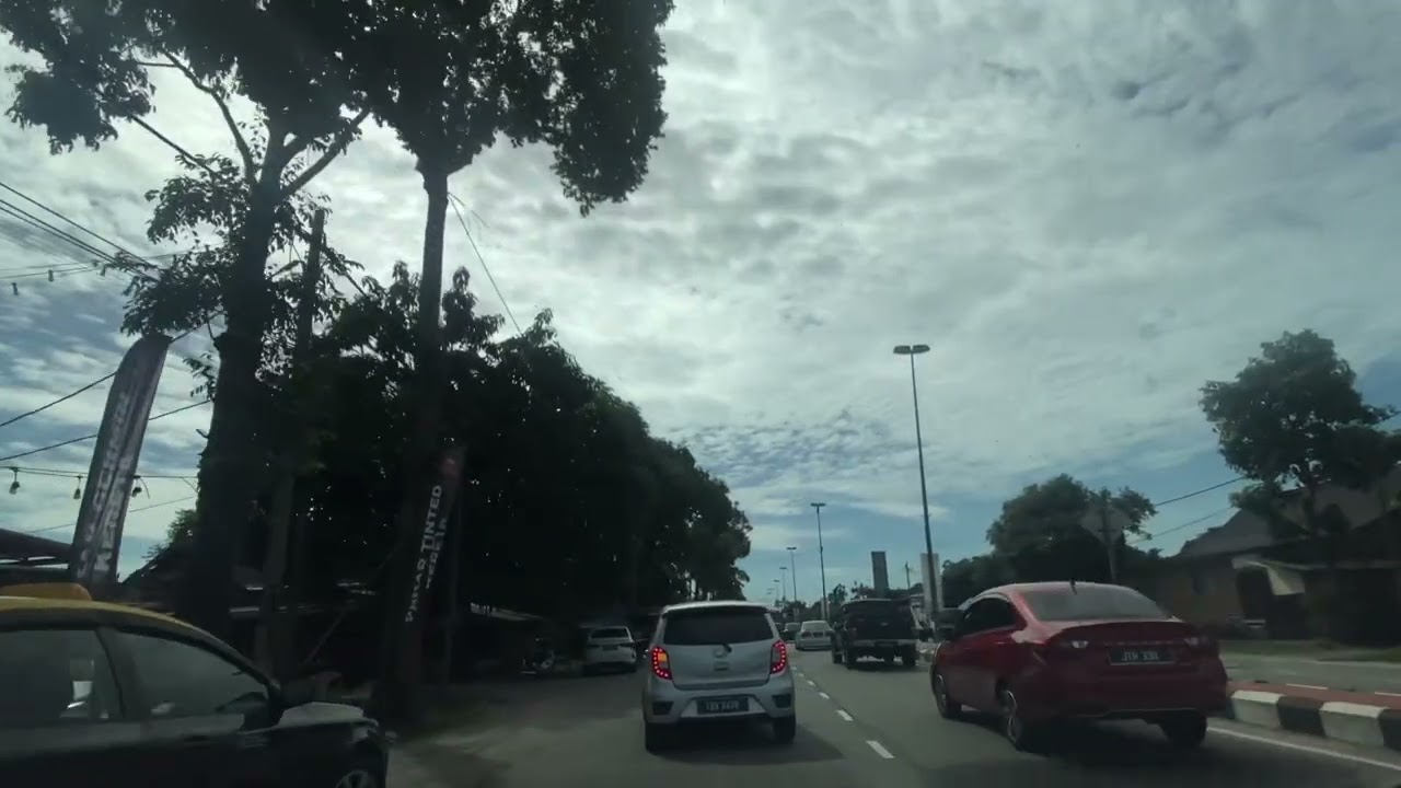 Memandu dari Tok Jiring ke Paya Bunga Square Kuala Terengganu
