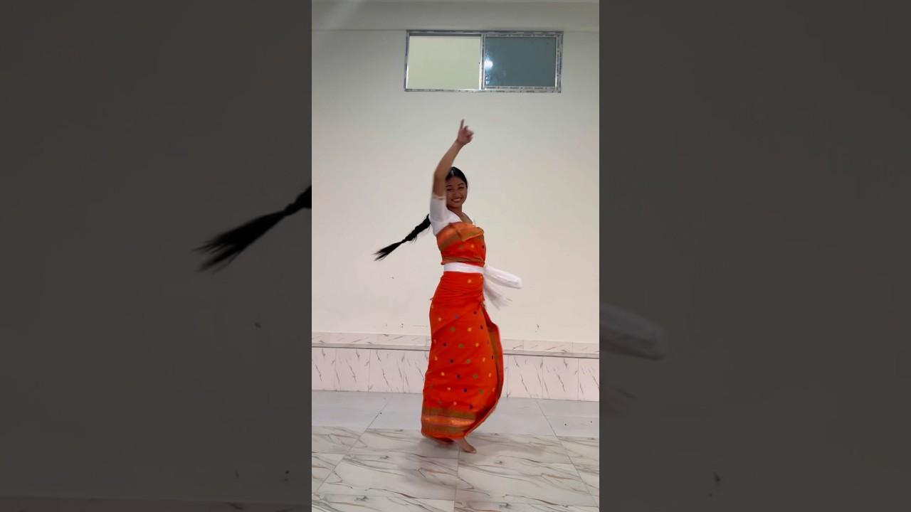 Hiradoi || Ritisha Uzir || #youtubeshorts #dance #shortvideo