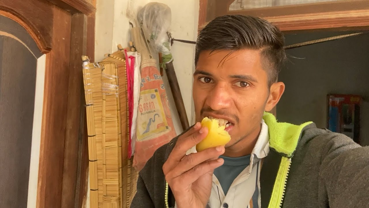 ye Kiya kha raha hu me 😲