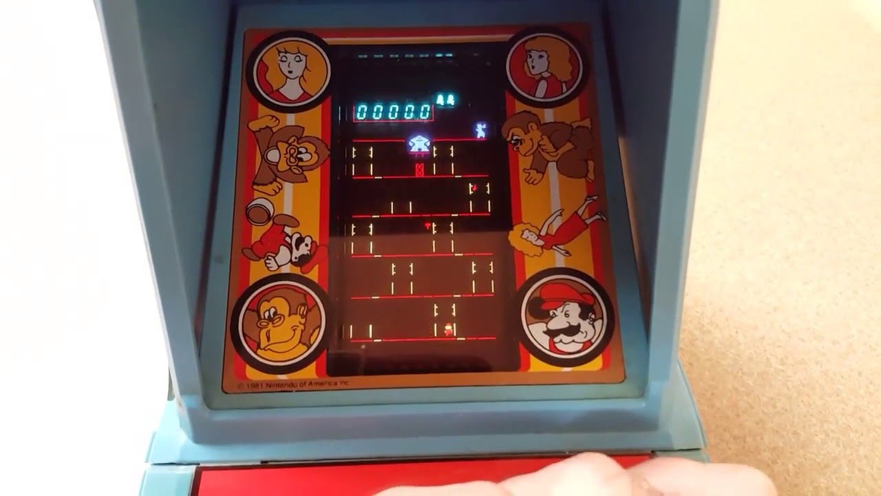 Vintage Coleco Donkey Kong Table Top Arcade Retro Review and Gameplay
