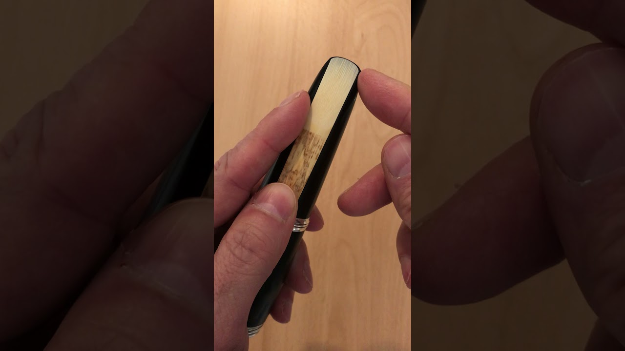 Comment installer une anche sur un bec (de clarinette ou saxophone)