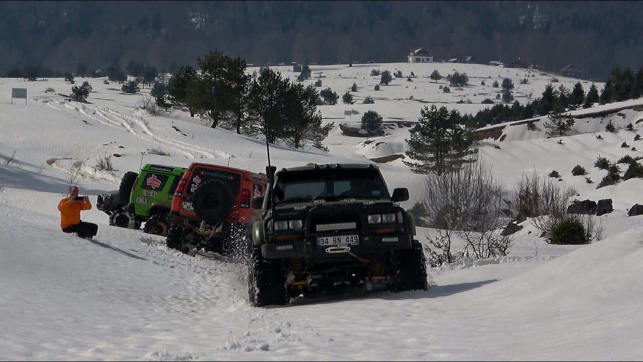 SNOW TIME / Toyota Land Cruiser & Land Rover Discovery