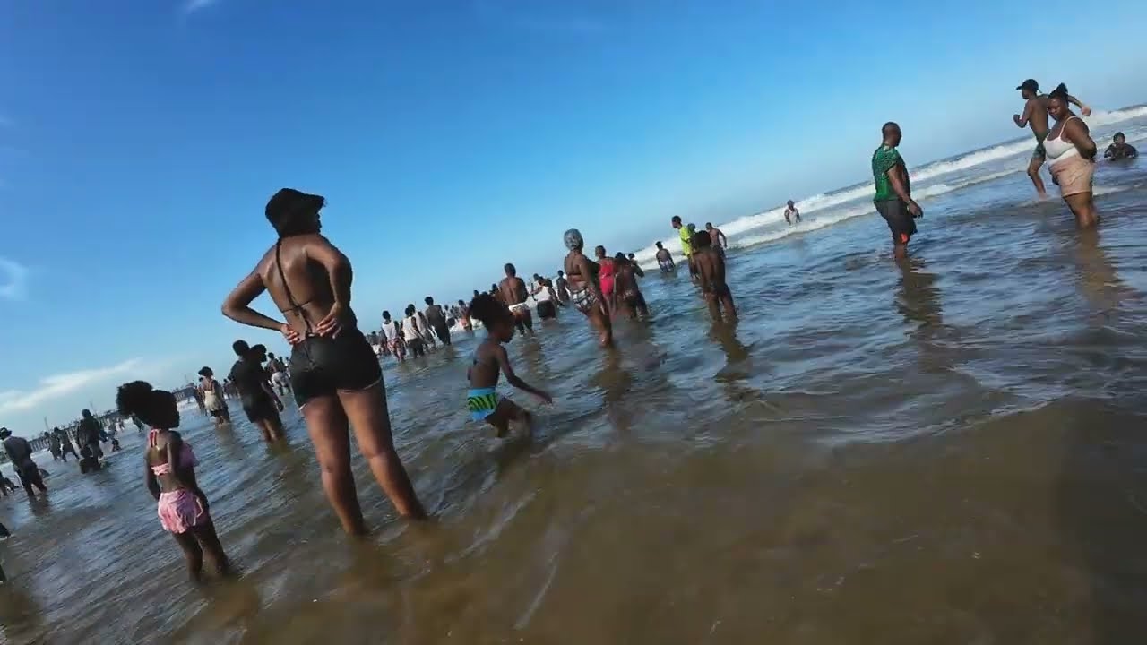 DURBAN BEACH TOUR SOUTH AFRICA