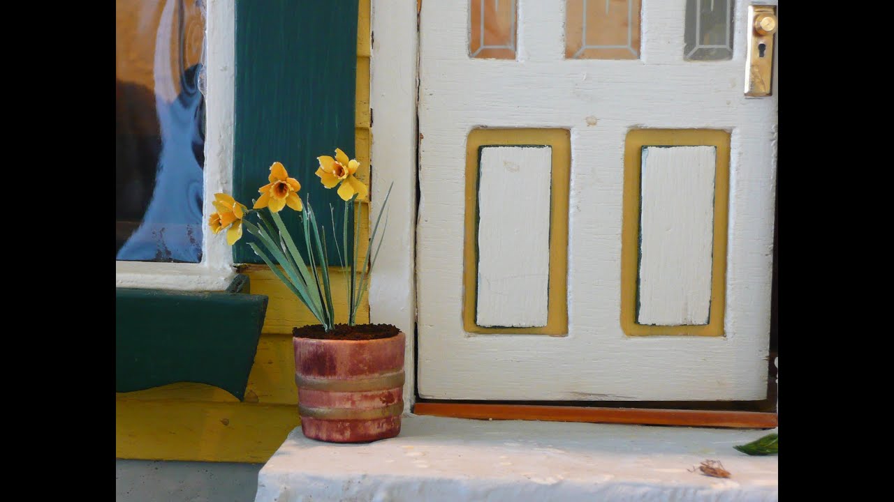 Dollhouse Miniature Daffodil Kit