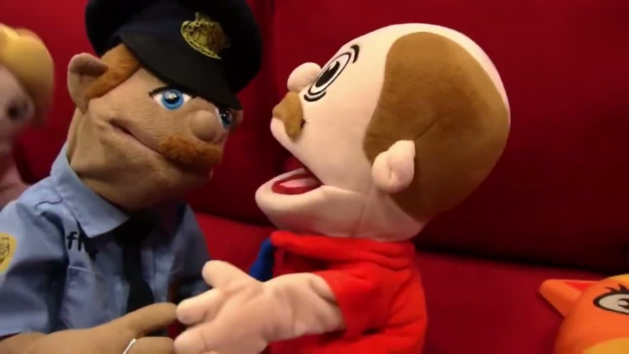 Cat piano song. [SML]