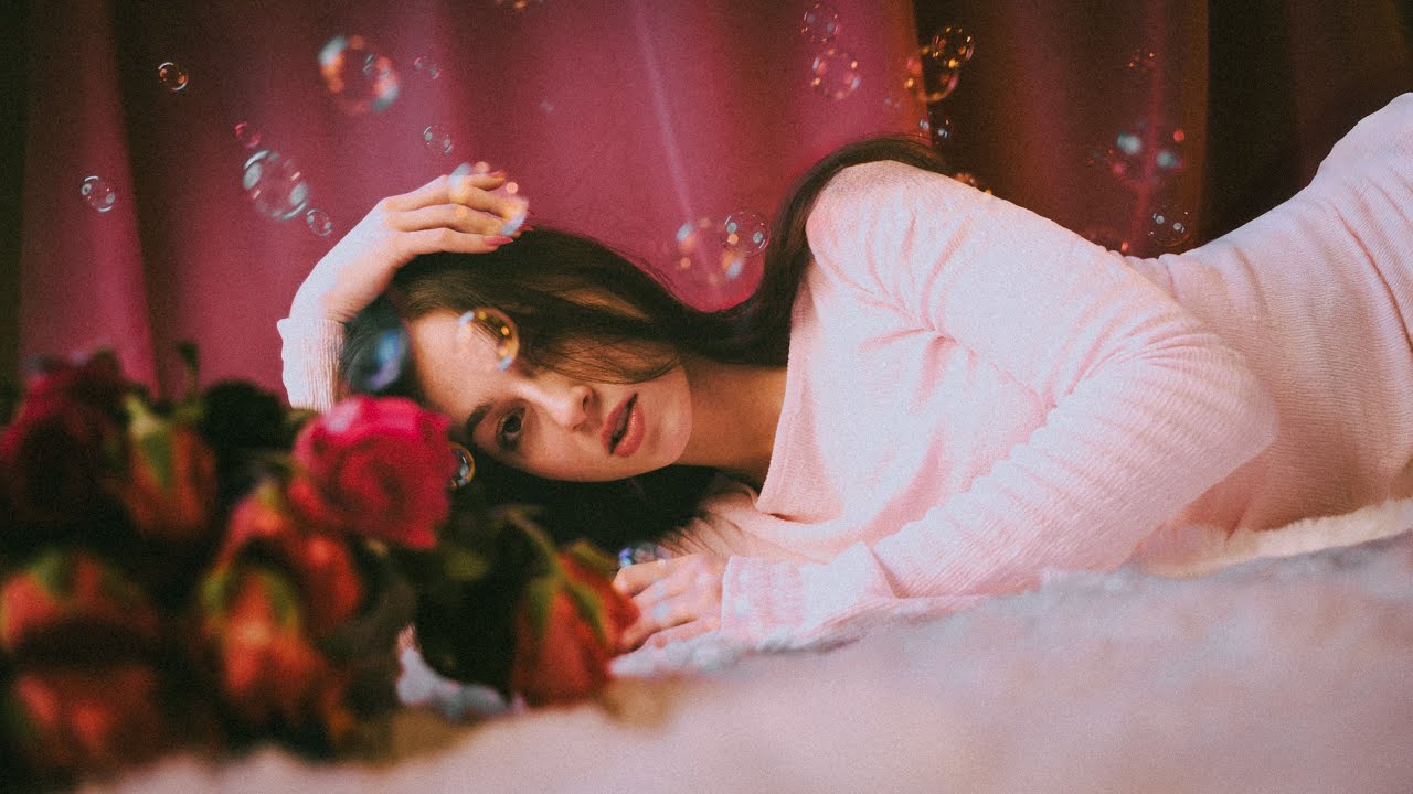 KINGA KOSTRZEWA - PICK ME BOY