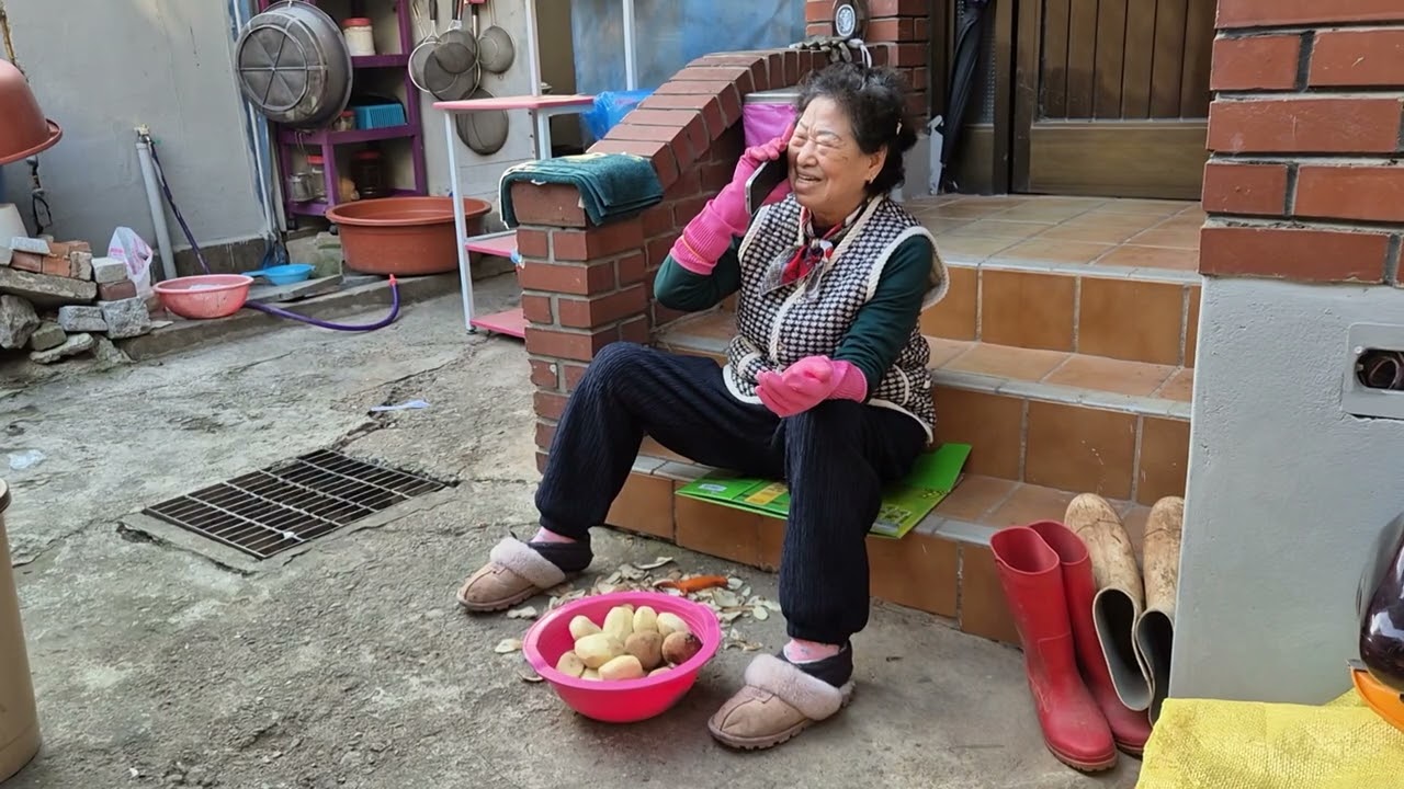 80살시골엄마 가슴아픈 뼈다구탕 우리작은엄마