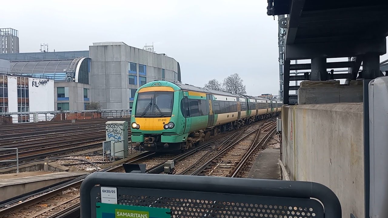 Southern Trains at: London Bridge (Inc. Southeastern 375 on ECS) | Monday 11th March 2024