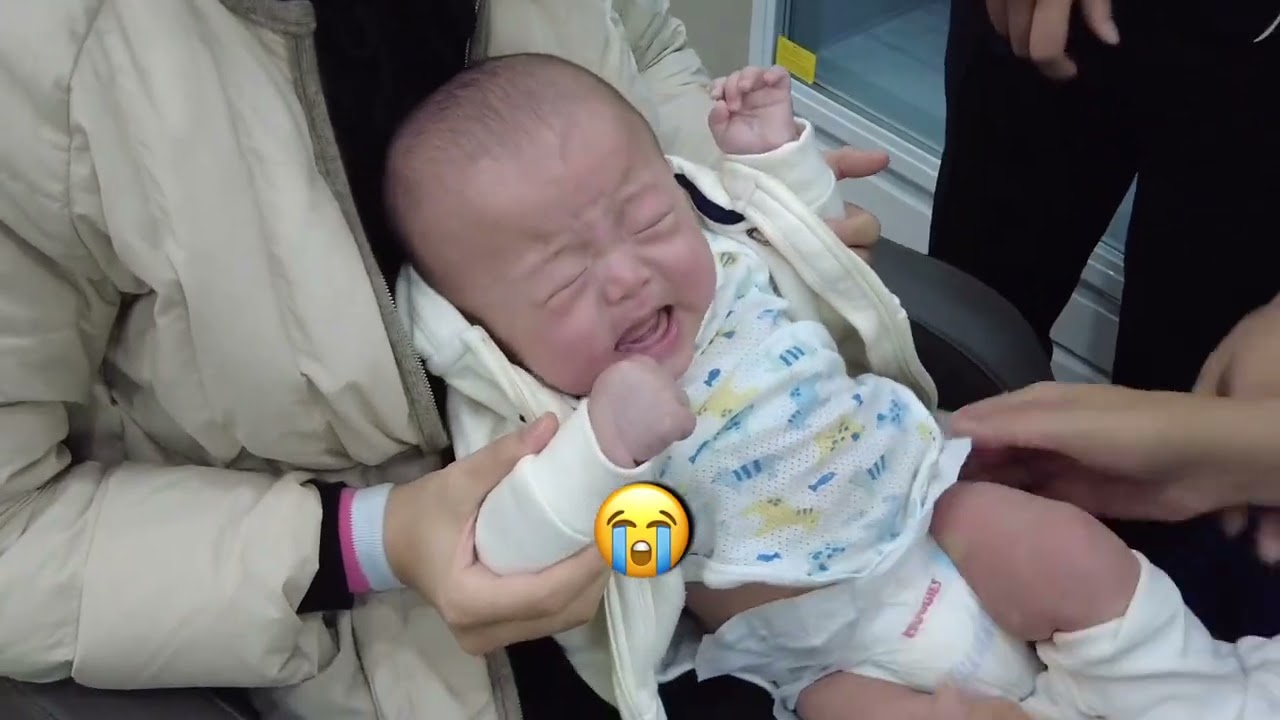 Baby Vlog l 4개월 접종. 하루에 주사 3방. 2차 예방접종 후기. D+129