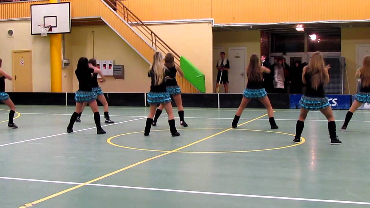 Ķekavas Bulldogs (starplaiks - Deju studija Kaprīze) [03.02.2012]