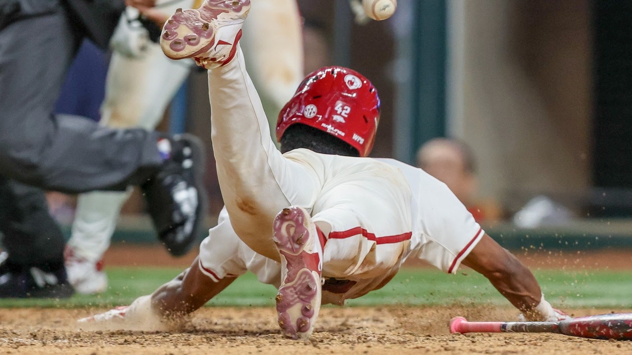 Radio analyst Bubba Carpenter on Razorbacks' opening series, Xavier
