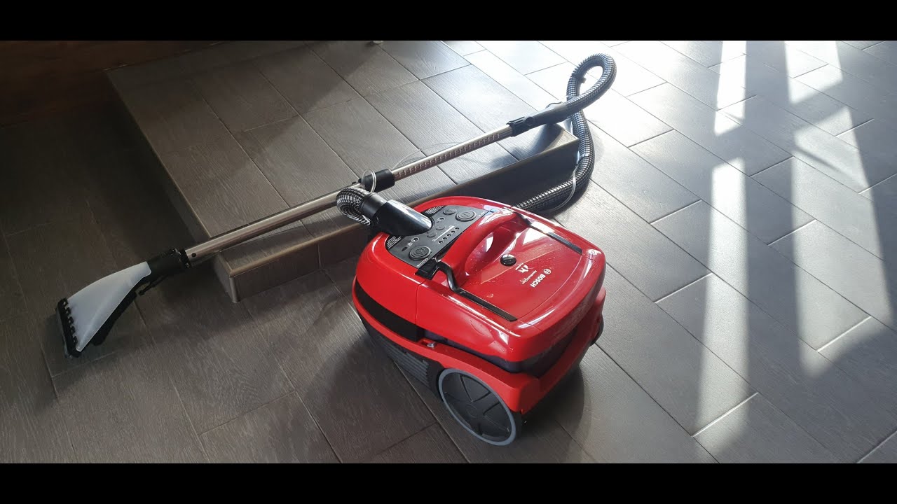 Обзор моющего пылесоса  BOSCH BWD421PET