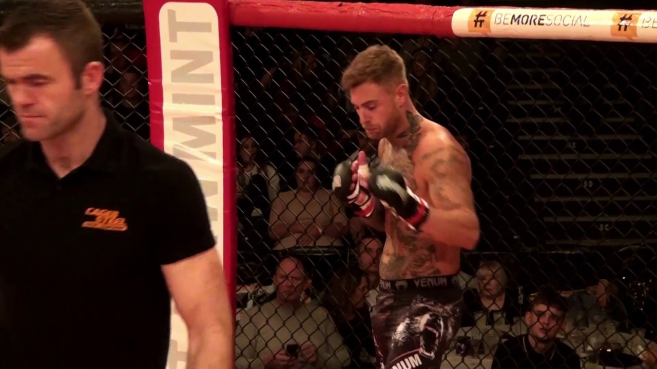 Caged Steel 22: Aaron Blakely vs Lewis Burton