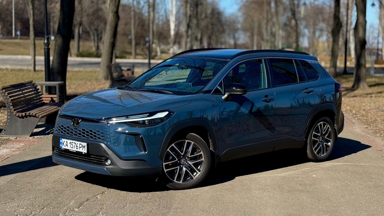ТИЖДЕНЬ з Toyota COROLLA Cross HYBRID