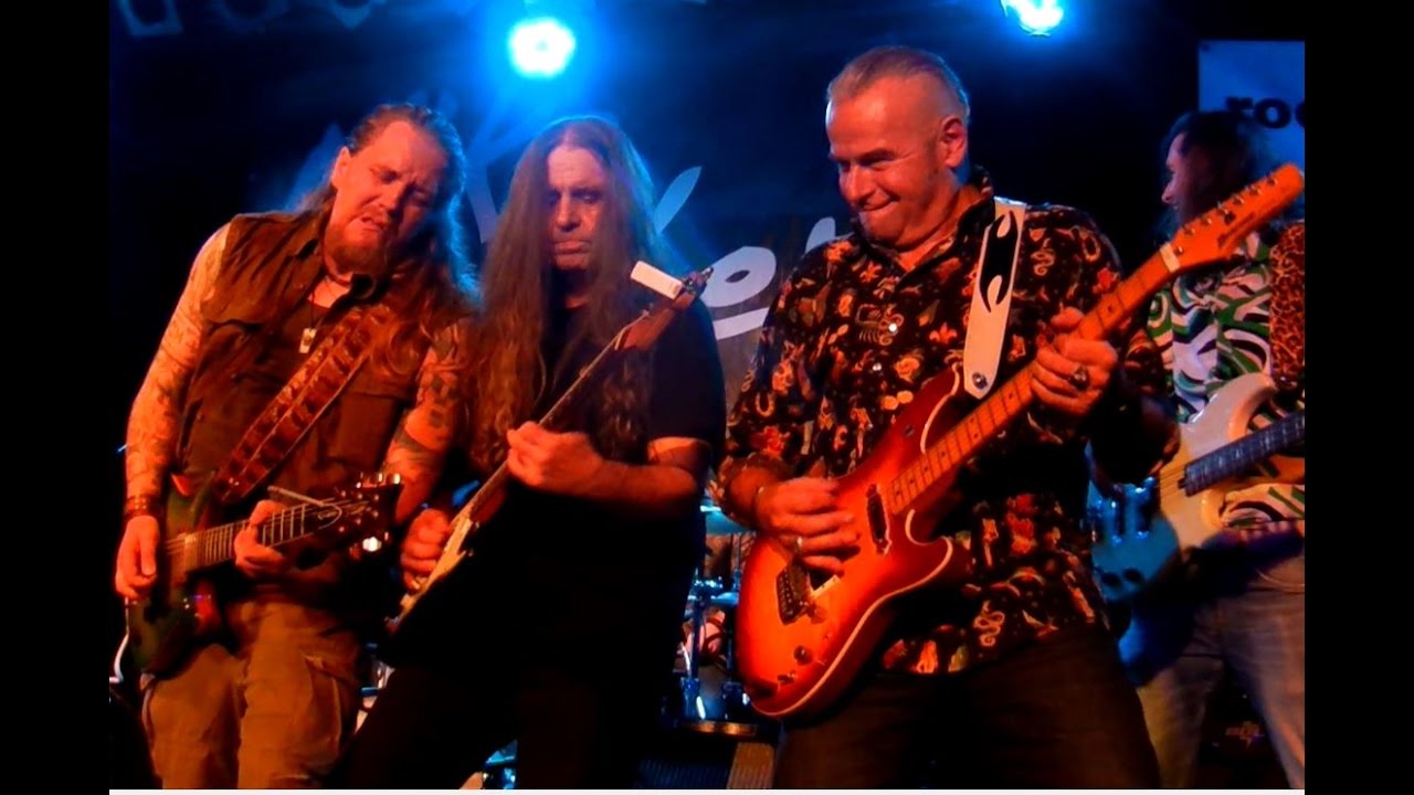 40 Jahre Monokel und 40 Jahre Mike Seeber &ndash; Mikes Geburtstagswunsch  spielen mit seinen Idolen