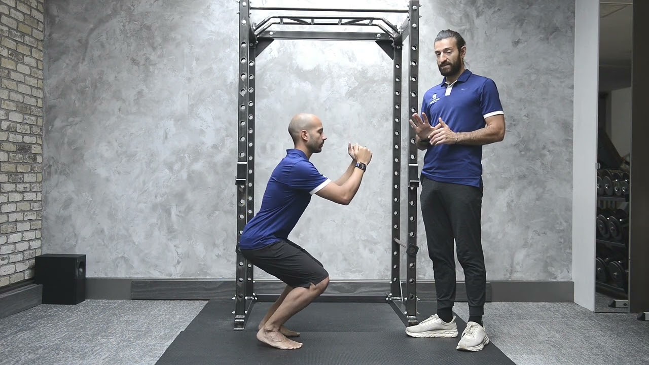 Floating heels squat dynamic