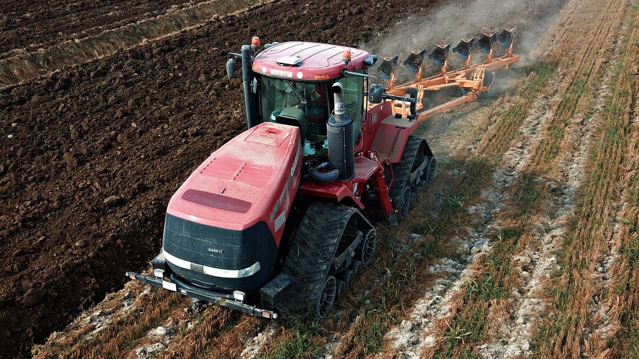 Case IH Quadtrac 450 & Moro Aratri Dragon 7 vomeri | Aratura 2021