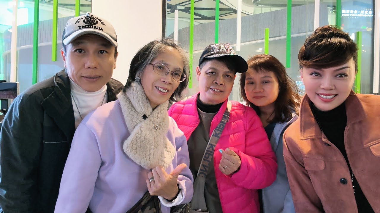 大家晚上好！歡迎好友們來旺角恆生銀行一起載歌載舞,謝謝支持~🙏😘🥳🌹💖💃
