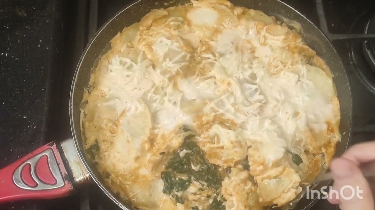 غراتان بطاطا بالسلق في المقلاة بزاف بنين 😋 ساهل التحضير 👍😋