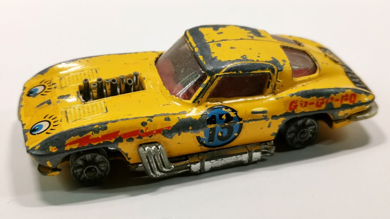Реставрация корги Chevrolet Corvette Sting Ray № 337. 1967 год. Игрушечная литая модель.