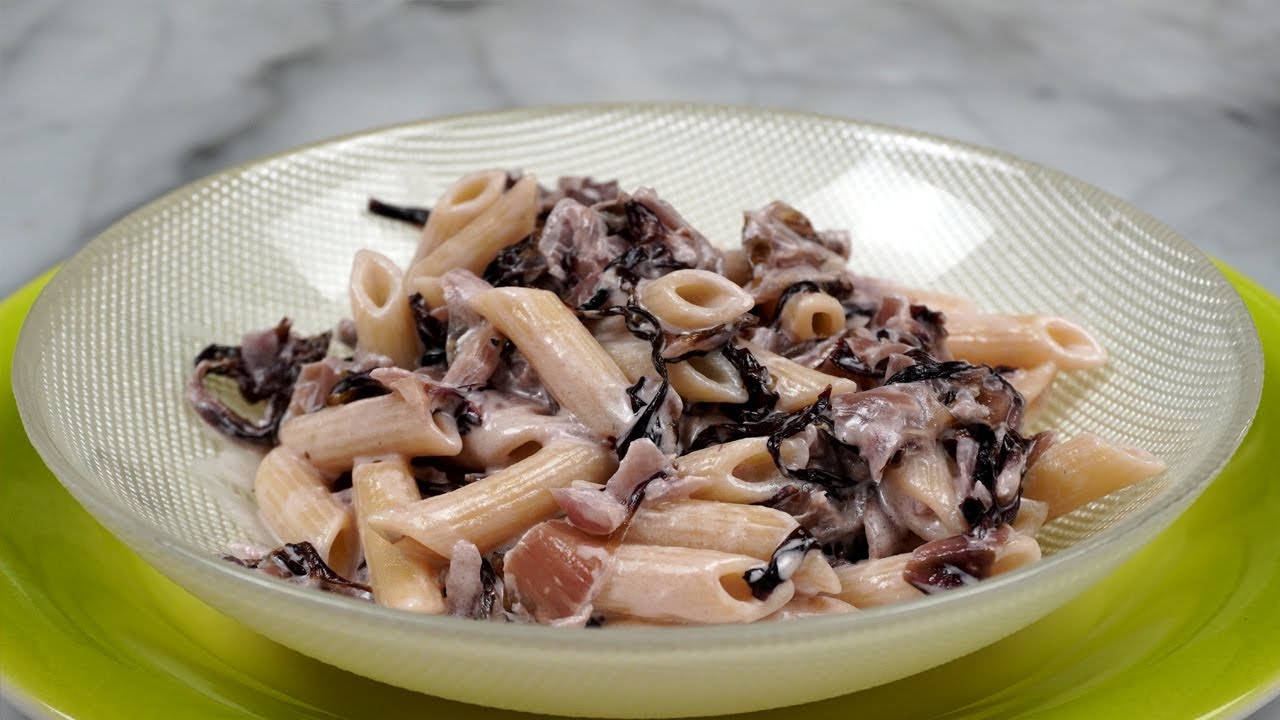 Penne al Radicchio Un Primo  Cremoso che Stupirà i tuoi ospiti - Tasty Pasta With Radicchio