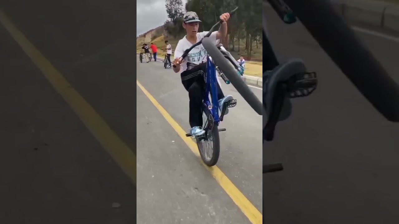 cyclestunt #video #cycle #youtubeshort #shortvideo #payal trending# Billi #kaise maarte# hain😎😈