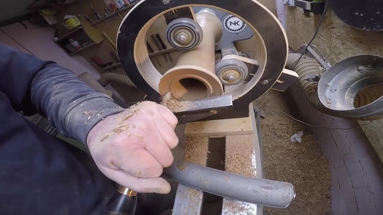 Holz trifft Messing-gedrechselte Vase mit WOW -Effekt