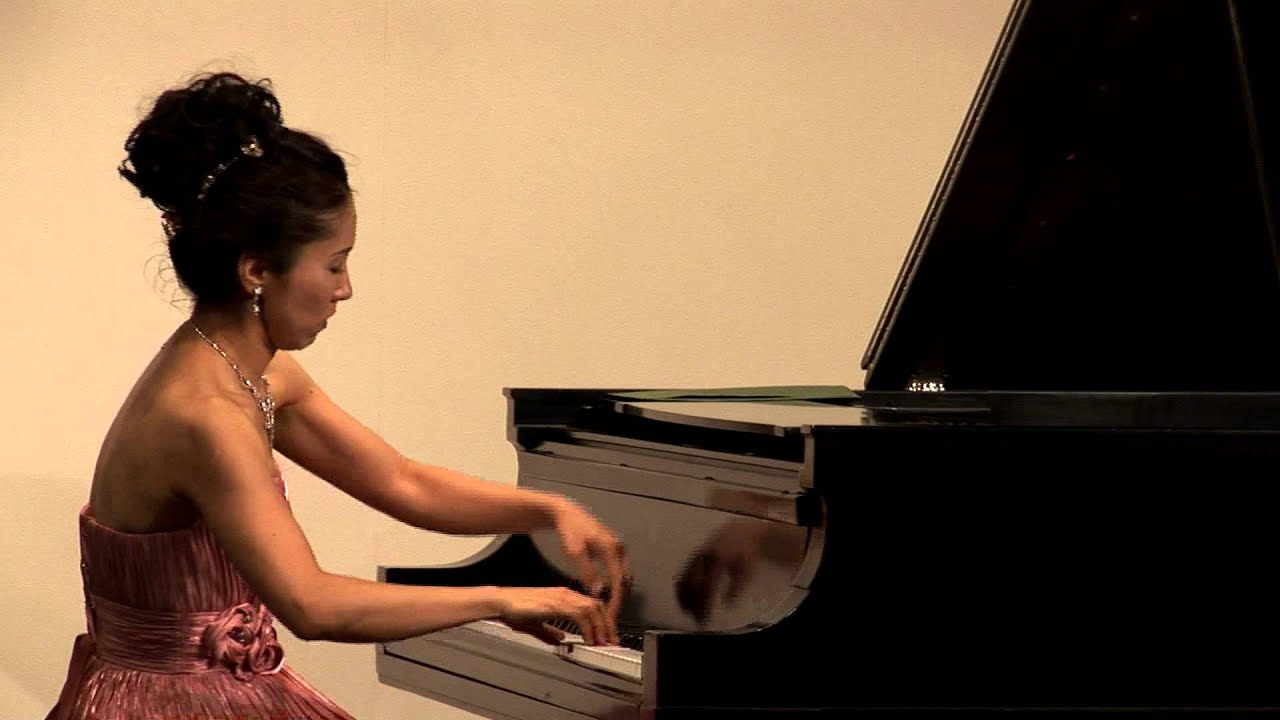Opus 4 Studios: Keiko Fujii, piano, performs Bach, Chopin, Hisaishi and Nakamura