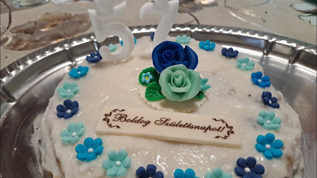 Anyukám szülinapi áfonyatortája 🫐🎂