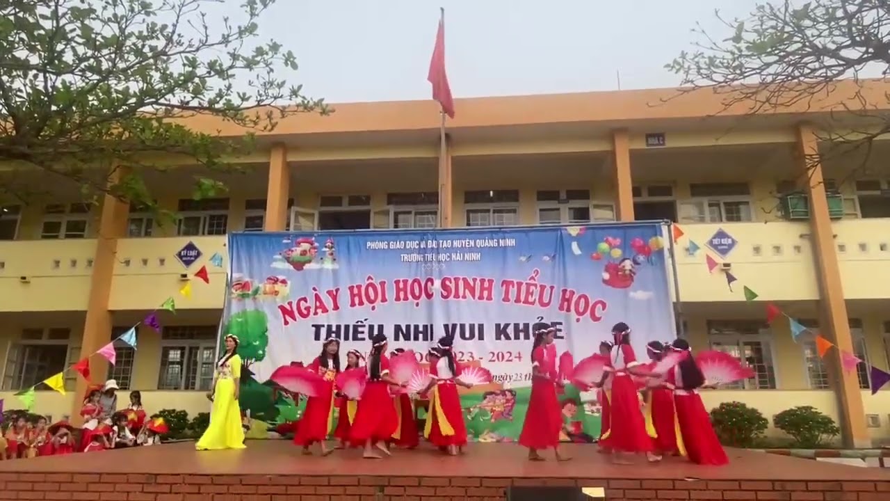 Tiết mục văn nghê xuất sắc của ngày hội học sinh tiểu học cấp trường 2023 - 2024
