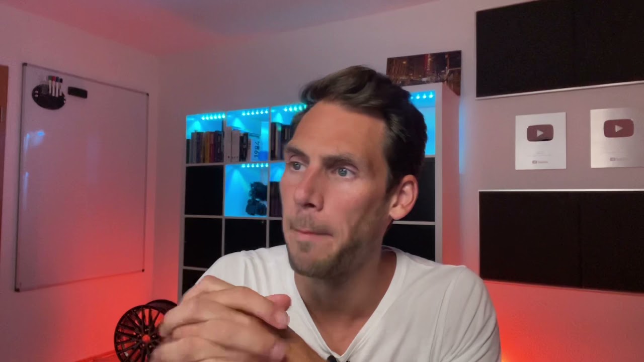 RTL Fake News: Moderatorin schminkt sich mit Schlamm