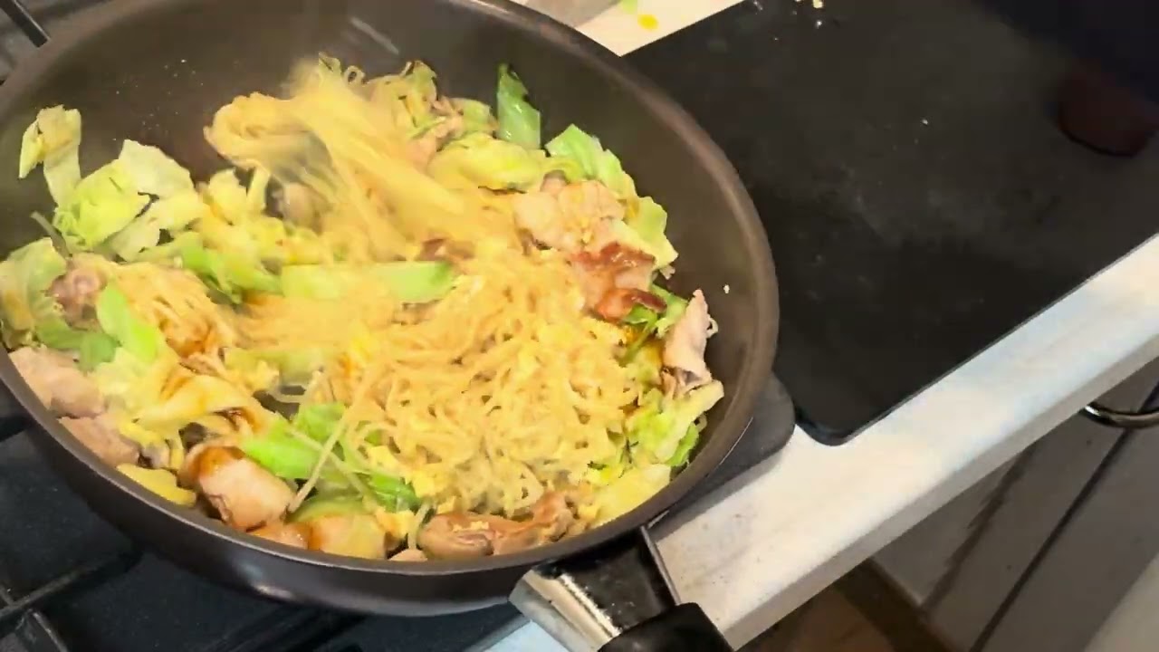 普通の焼きそばには戻れなくなる｜お好み焼き風焼きそば